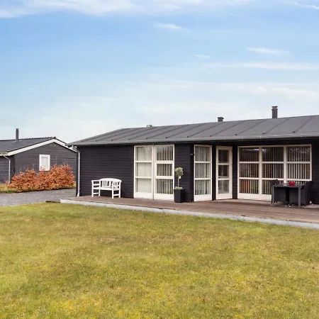 Helke - 100m To The Inlet By Interhome