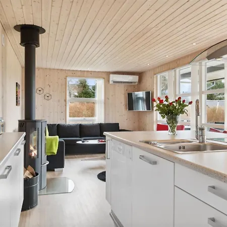 Helke - 100m To The Inlet By Interhome